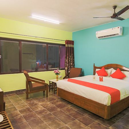 Oyo 10709 Hotel Sbt Visakhapatnam Exteriör bild