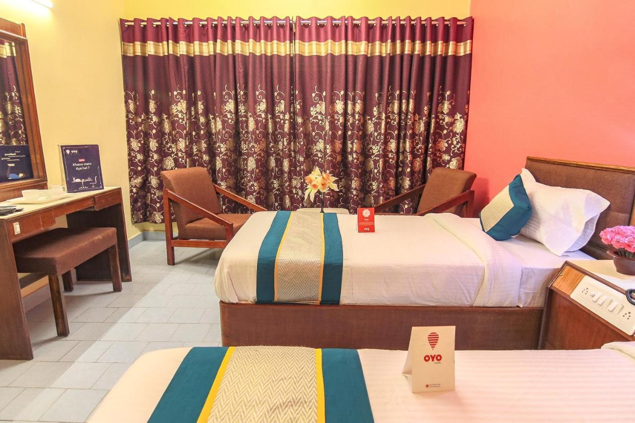 Oyo 10709 Hotel Sbt Visakhapatnam Exteriör bild